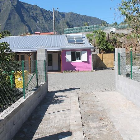 Les Cases Pres Du Lac Cilaos Exterior photo